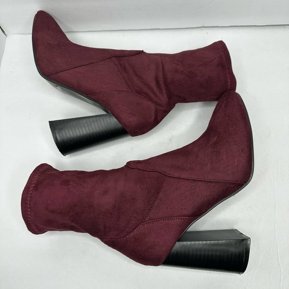 Cape Robbin Womens size 6.5 Heeled Sock Stretch Boots Maroon Side Zip - Picture 7 of 11